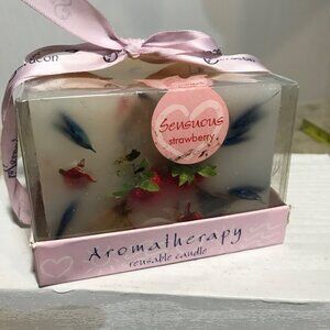Seracon Aromatherapy Reusable Candle Sensuous Strawberry Scent 5" Square Gift Bo